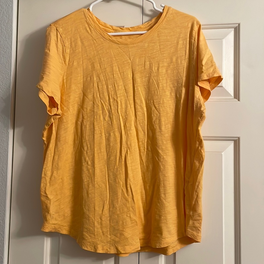 Womens Old Navy Orange Tee. Size XL